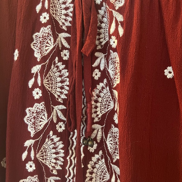Francescas Cover Up in Burgandy with white embroidery. Size: L - Picture 2 of 4
